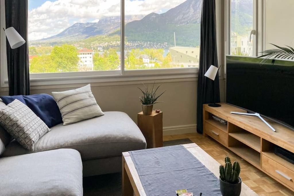 Le Panorama - Vue Lac Et Montagne Avec Parking Annecy Eksteriør billede