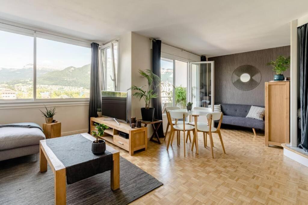 Le Panorama - Vue Lac Et Montagne Avec Parking Annecy Eksteriør billede